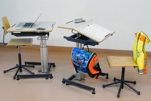 Table individuelle (ScuolaBox) et chaise pivotante (ScuolaFlex)